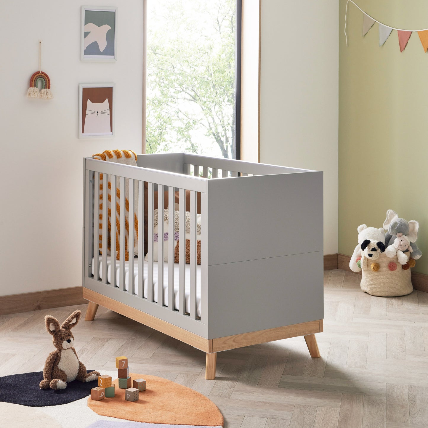 Babymore Mona Mini Cot Bed