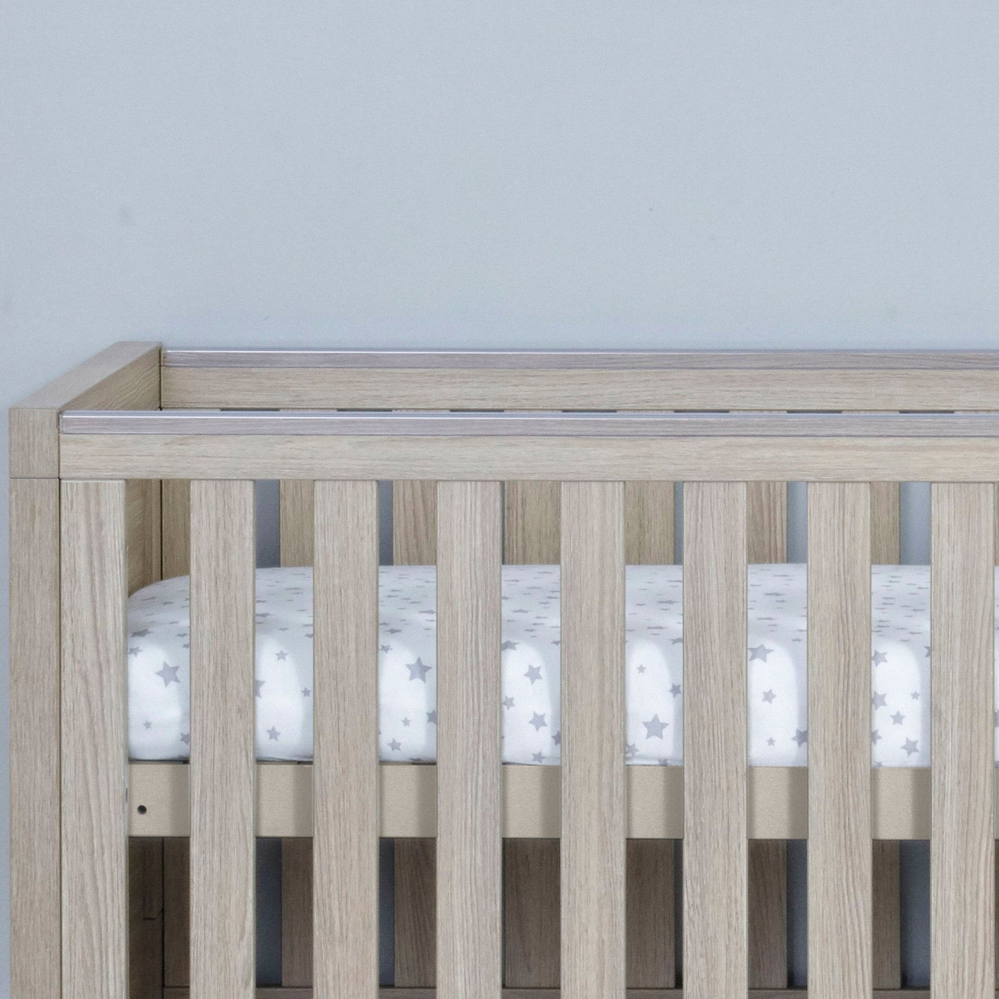 Babymore Luno Cot Bed & Drawer